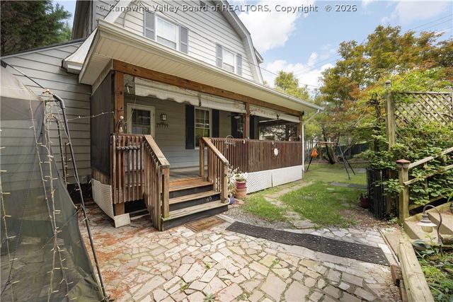 305 Swarthmore Avenue, Charleston, WV 25302