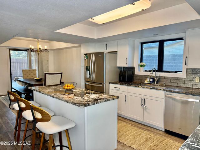 3414 Oak Hill Street, Sierra Vista, AZ 85650