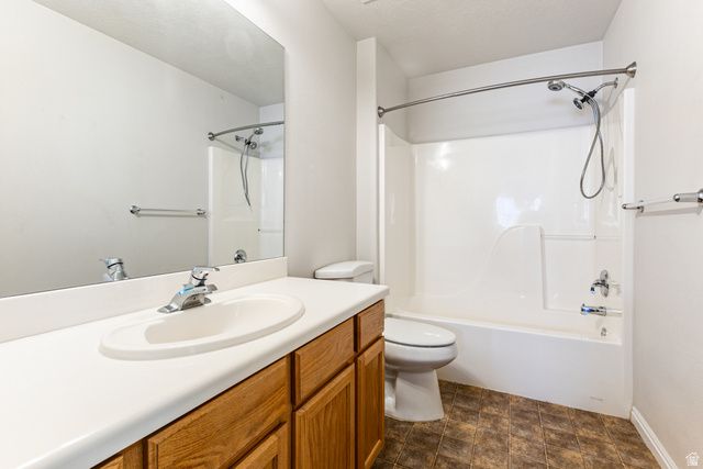 7142 S KRISTILYN LN, West Jordan, UT 84084