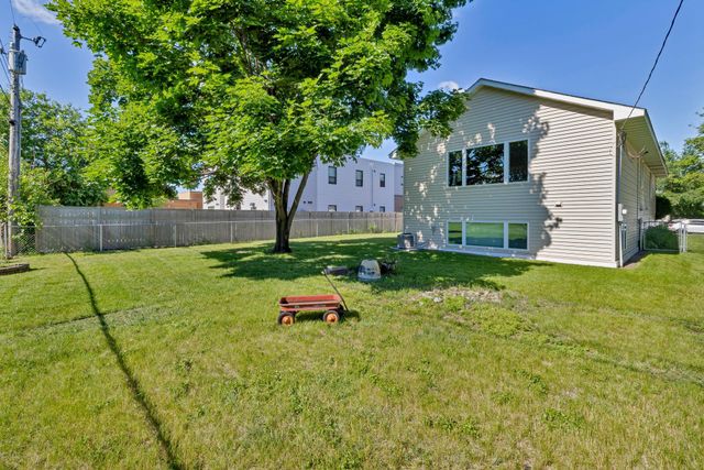 343 Pierce Street NE, Minneapolis, MN 55413
