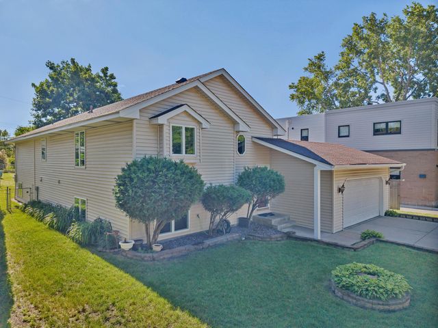 343 Pierce Street NE, Minneapolis, MN 55413