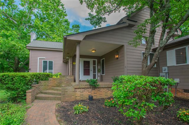 200 Chenault Road, Townville, SC 29689