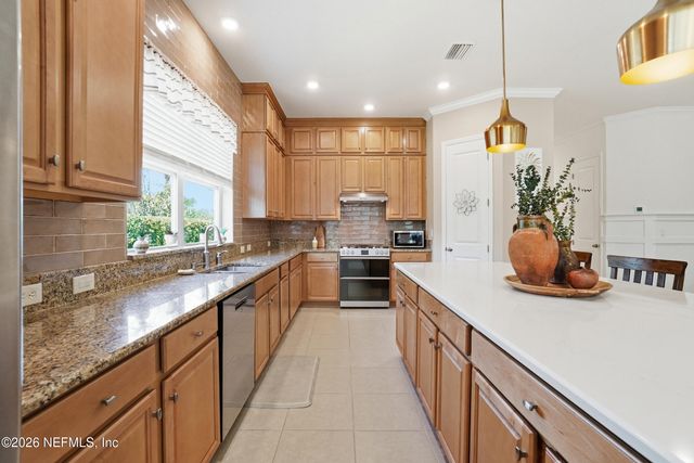 36 FREEDOM LANDING Drive, Ponte Vedra, FL 32081