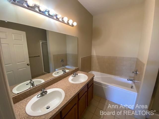 3254 Primrose Lane, Ypsilanti, MI 48197