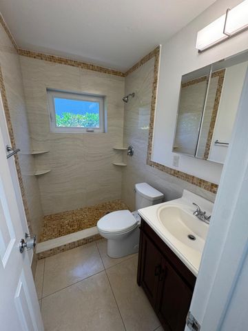 4717 NW 49TH Place, Tamarac, FL 33319