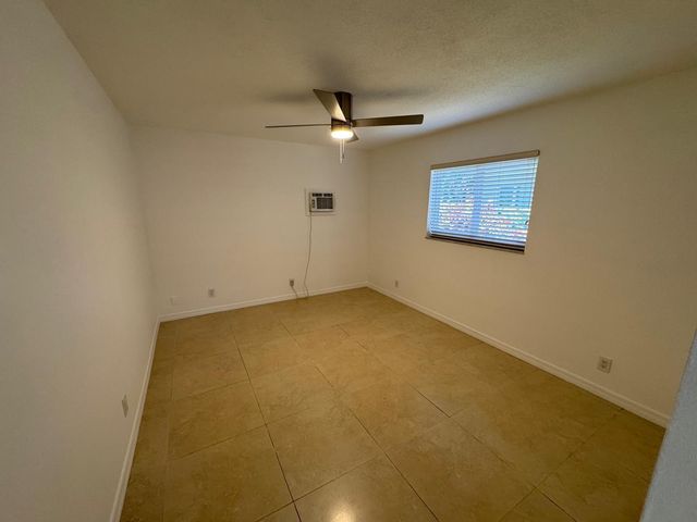 4717 NW 49TH Place, Tamarac, FL 33319
