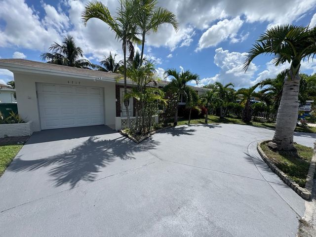 4717 NW 49TH Place, Tamarac, FL 33319