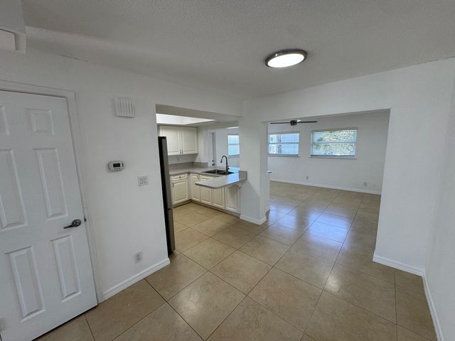 4717 NW 49TH Place, Tamarac, FL 33319