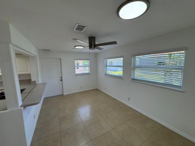 4717 NW 49TH Place, Tamarac, FL 33319