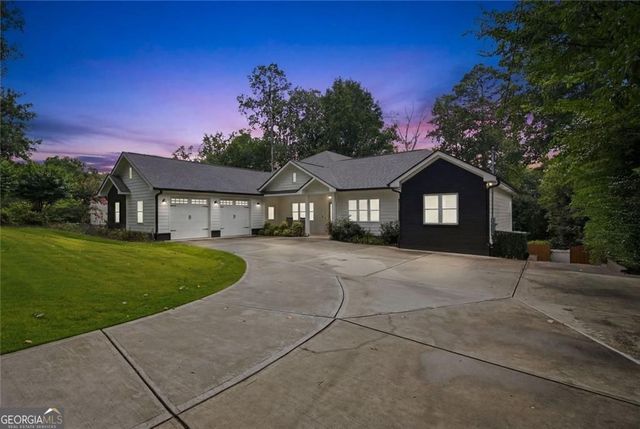 5384 Harris Circle, Dunwoody, GA 30338