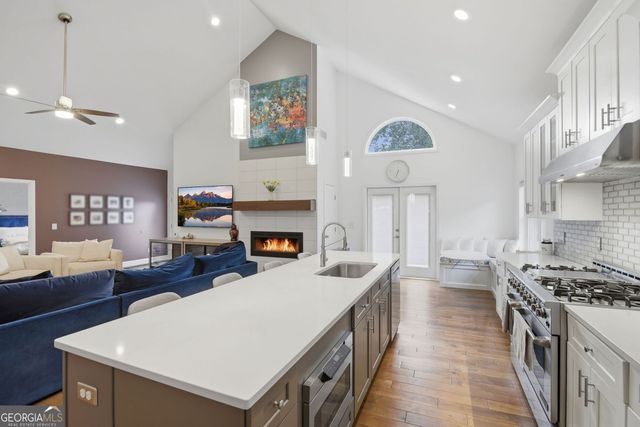 5384 Harris Circle, Dunwoody, GA 30338