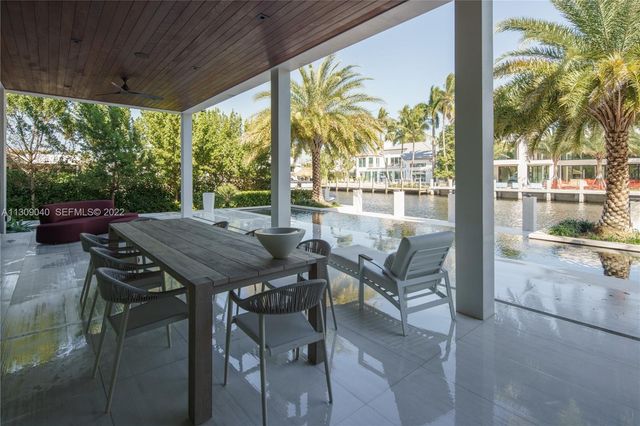 128 Fiesta Way, Fort Lauderdale, FL 33301