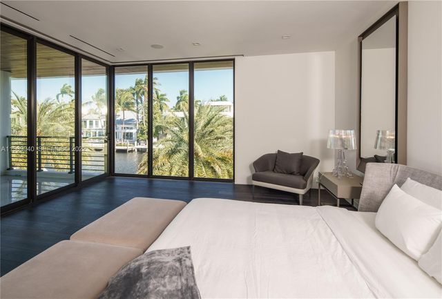 128 Fiesta Way, Fort Lauderdale, FL 33301