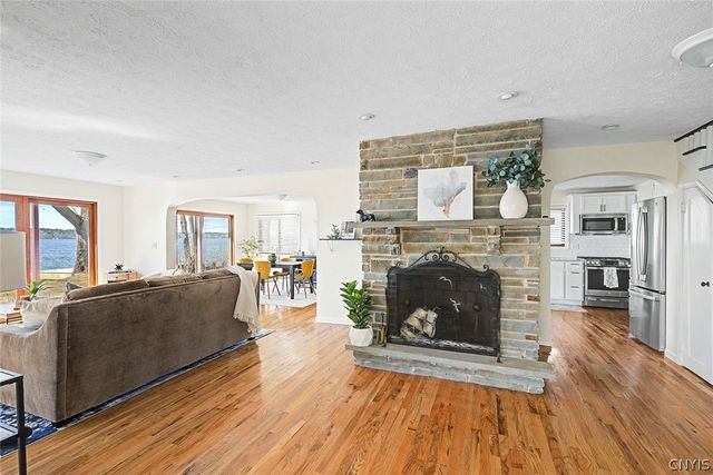 2761 East Lake Road, Skaneateles, NY 13152