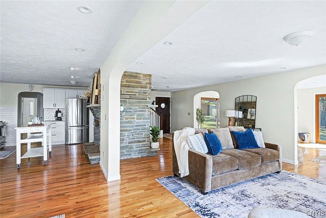 2761 East Lake Road, Skaneateles, NY 13152