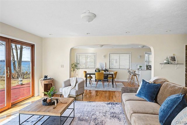 2761 East Lake Road, Skaneateles, NY 13152