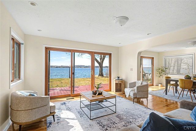 2761 East Lake Road, Skaneateles, NY 13152