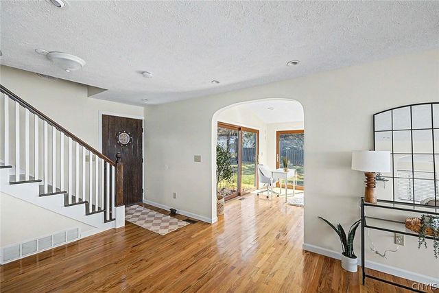 2761 East Lake Road, Skaneateles, NY 13152