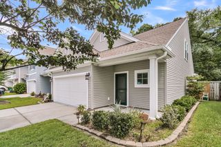 1517 Oldenburg Drive, Mount Pleasant, SC 29429