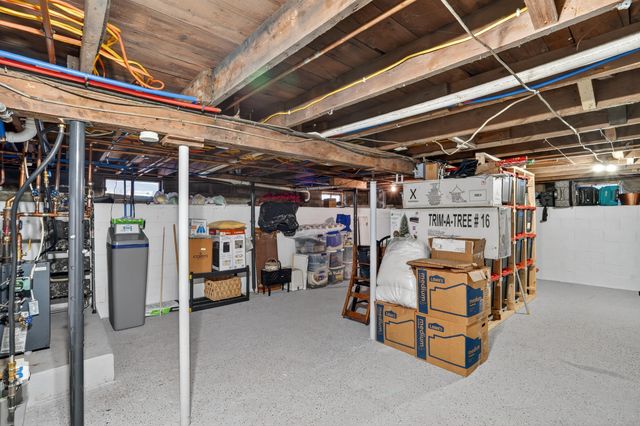 30994 US-12, Fawn River Twp, MI 49091
