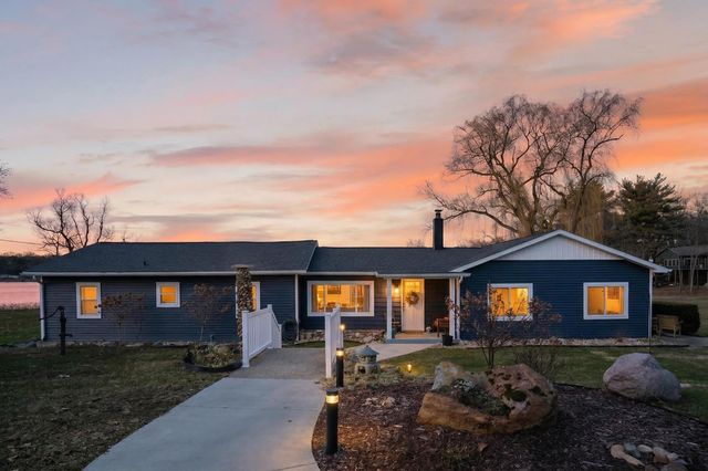 30994 US-12, Fawn River Twp, MI 49091
