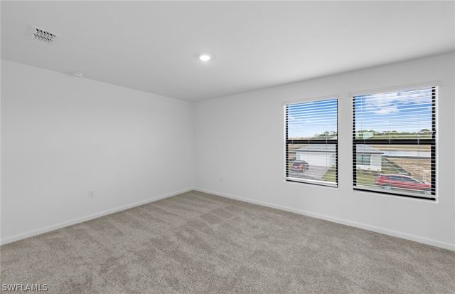 1028 Caloosa Breeze DR, Labelle, FL 33935