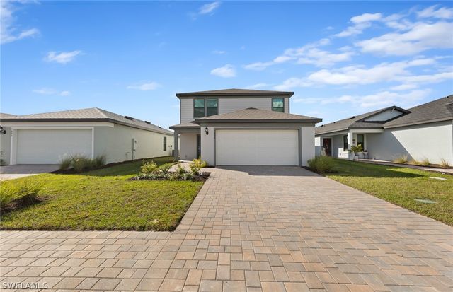 1028 Caloosa Breeze DR, Labelle, FL 33935