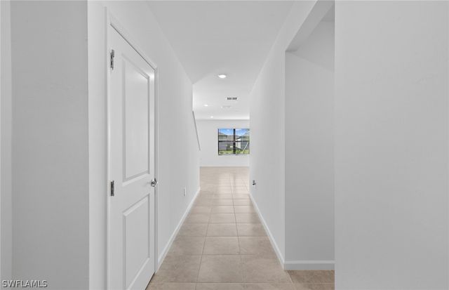 1028 Caloosa Breeze DR, Labelle, FL 33935