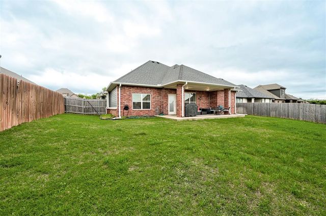 1313 Atalon Drive, Moore, OK 73160
