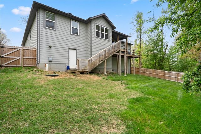 17 Mawnan Circle, Bella Vista, AR 72714
