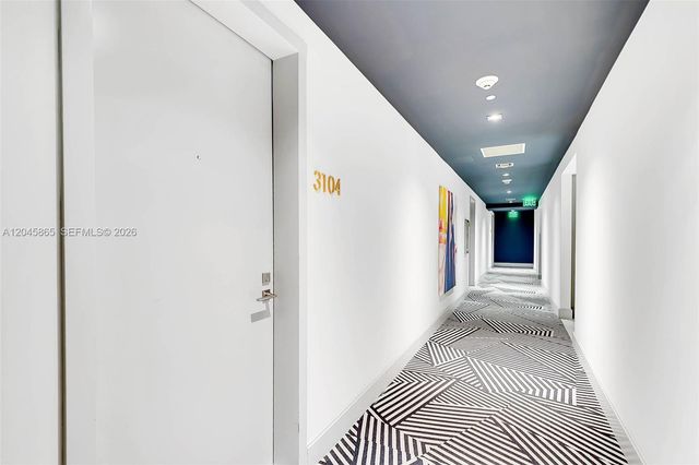 55 SW 9th Street 3104, Miami, FL 33130