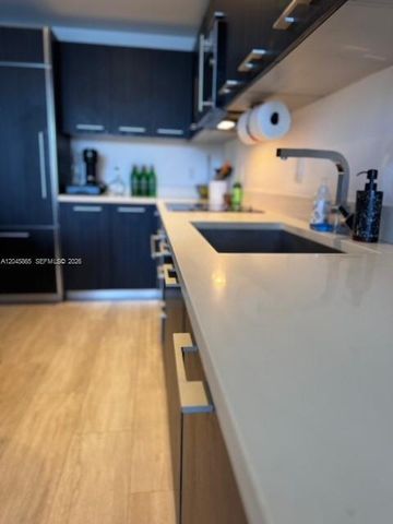 55 SW 9th Street 3104, Miami, FL 33130