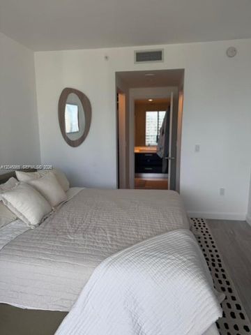 55 SW 9th Street 3104, Miami, FL 33130