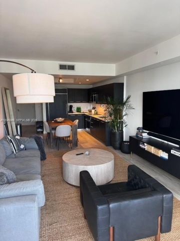 55 SW 9th Street 3104, Miami, FL 33130