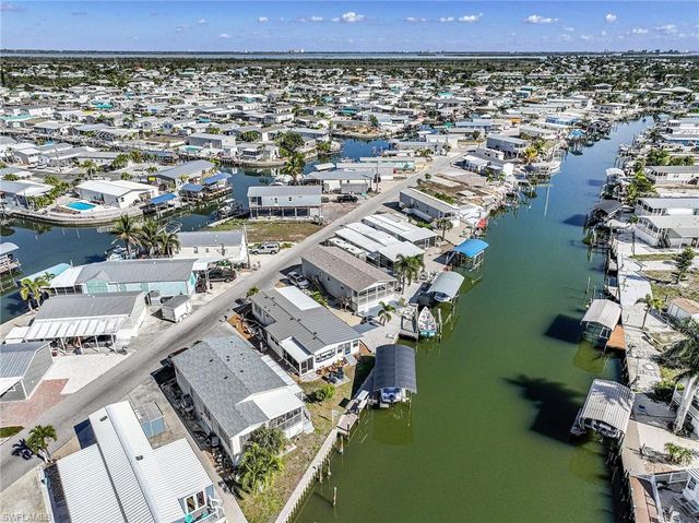 3893 Dewberry LN, St. James City, FL 33956