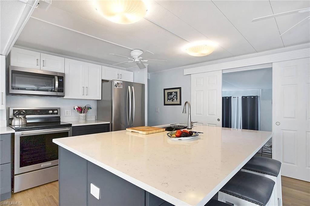 3893 Dewberry LN, ST. JAMES CITY, FL 33956 — photo 5