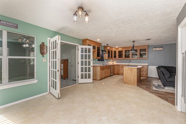 111 Private Road 6980, Alba, TX 75410