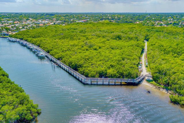 9954 SE Osprey Pointe Drive SE, Hobe Sound, FL 33455