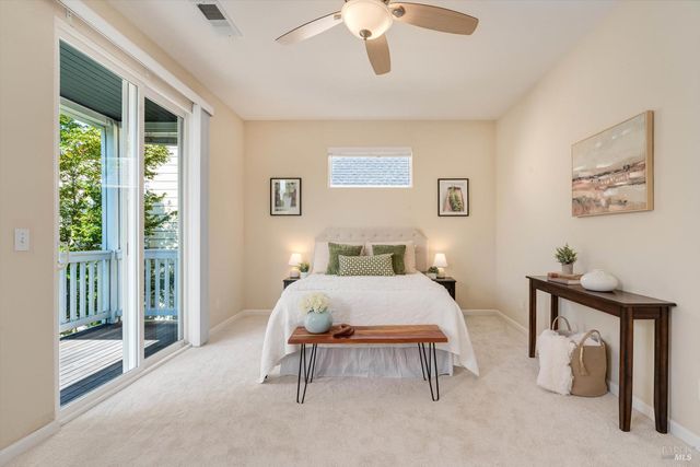 154 Piper Ln, Sonoma, CA 95476