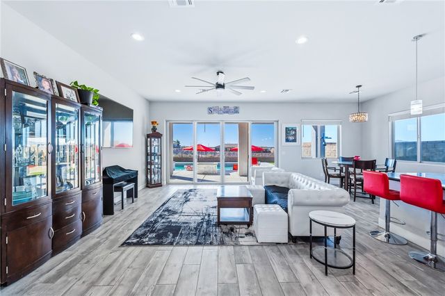 2656 Kingman Drive, Bullhead City, AZ 86429