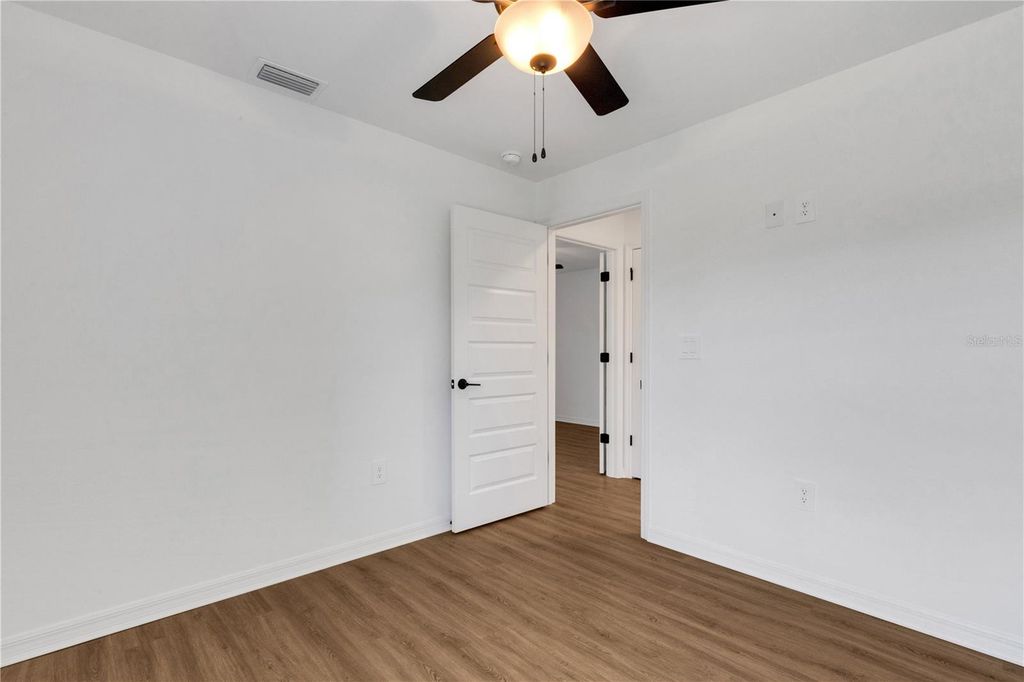 Image 14 of property listing at 1065 / 1067 CAPTIVA POINT, Lakeland, FL 33801