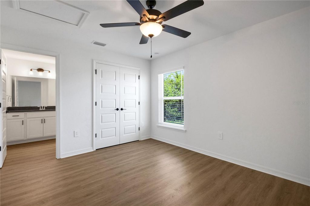 Image 19 of property listing at 1065 / 1067 CAPTIVA POINT, Lakeland, FL 33801