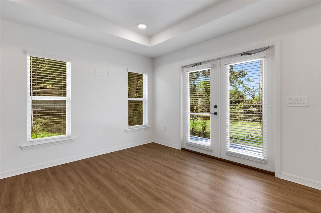 Image 10 of property listing at 1065 / 1067 CAPTIVA POINT, Lakeland, FL 33801