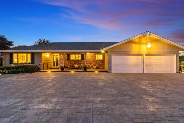 945 Reed Avenue, Sunnyvale, CA 94086