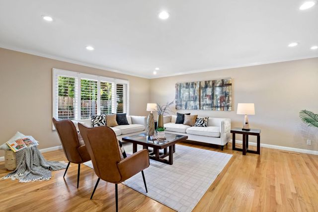 945 Reed Avenue, Sunnyvale, CA 94086