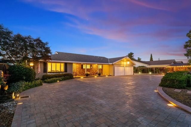 945 Reed Avenue, Sunnyvale, CA 94086