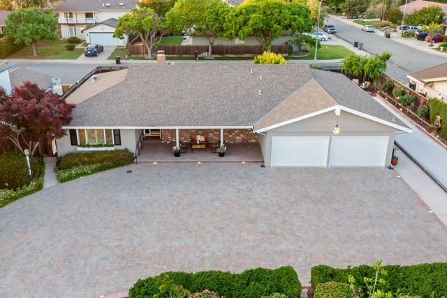 945 Reed Avenue, Sunnyvale, CA 94086
