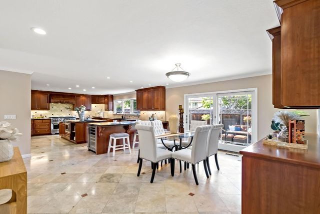945 Reed Avenue, Sunnyvale, CA 94086