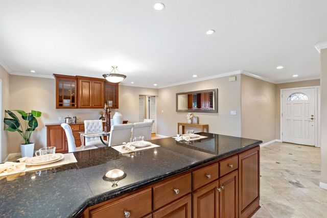 945 Reed Avenue, Sunnyvale, CA 94086