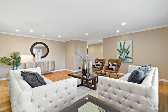 945 Reed Avenue, Sunnyvale, CA 94086